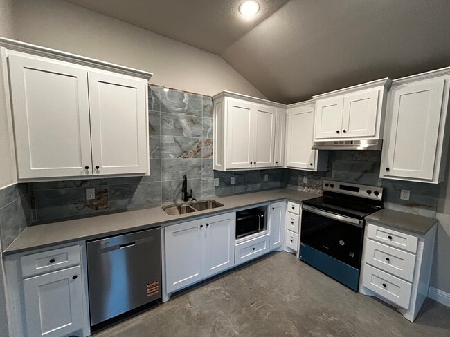 10024 Highway 199 W, Unit 10024-100 in Poolville, TX - Building Photo - Building Photo