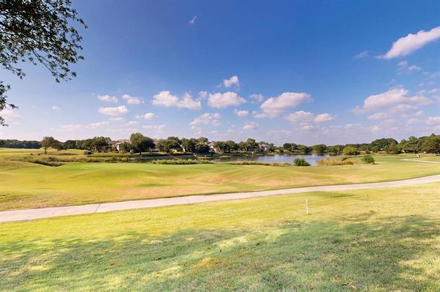 2104 Old McGarrah Rd in McKinney, TX - Building Photo