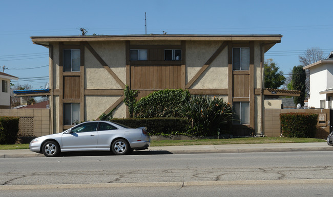 2977 N Garey Ave in Pomona, CA - Building Photo - Building Photo