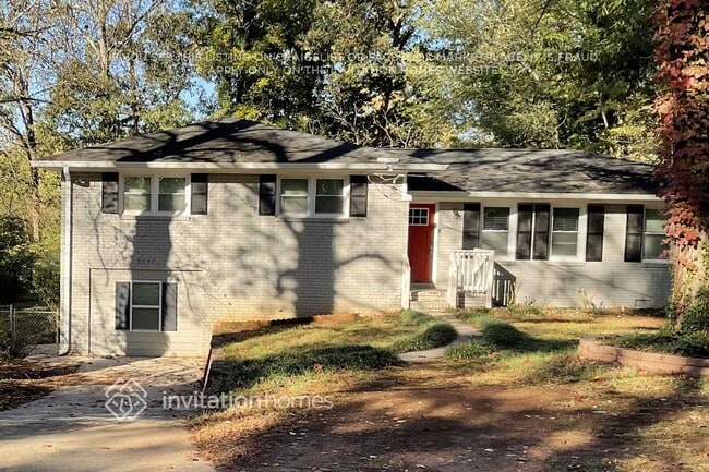 property at 5747 Woodland Dr