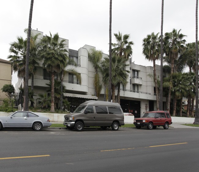 1150 S Westmoreland Ave in Los Angeles, CA - Foto de edificio - Building Photo