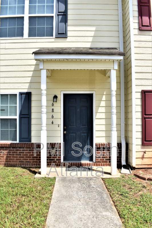 6864 Mountain Cir in Riverdale, GA - Building Photo - Building Photo