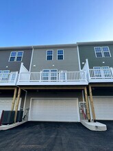 409 Randolph Vw Dr in Midlothian, VA - Building Photo - Building Photo