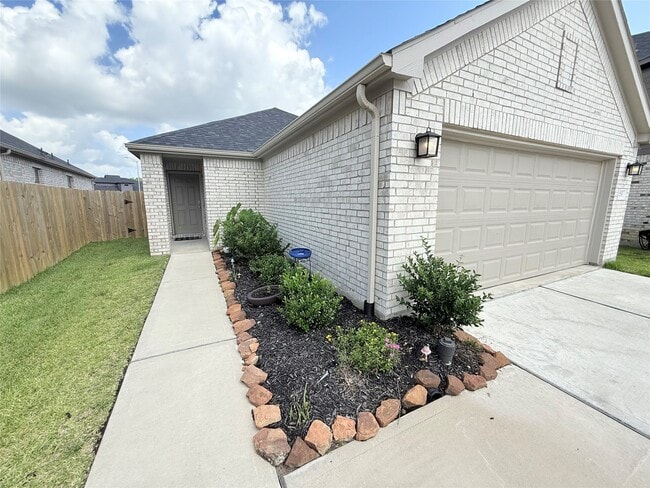 27233 Crevalle Jack Ln in Magnolia, TX - Building Photo - Building Photo