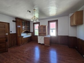 80 Gladstone St in Buffalo, NY - Building Photo - Building Photo