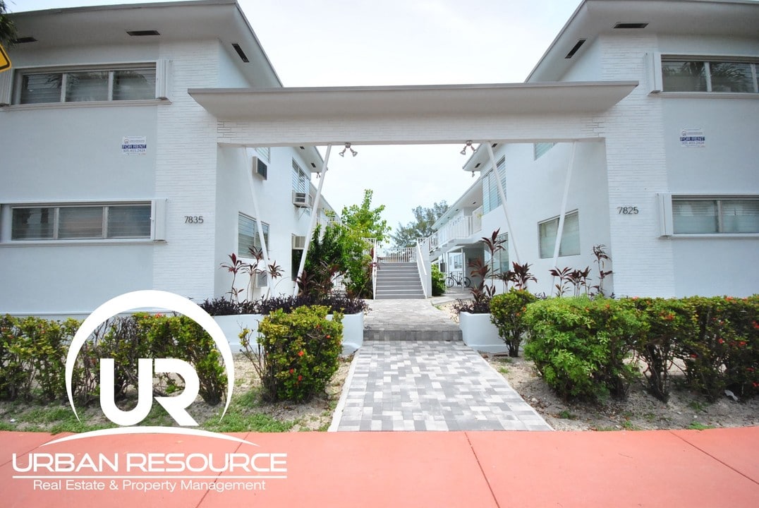 7849 Crespi Blvd in Miami Beach, FL - Foto de edificio