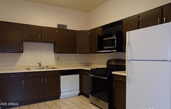 5336 Paseo Cielo in Sierra Vista, AZ - Building Photo - Building Photo