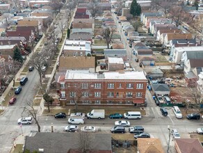 2700 S Hamlin Ave in Chicago, IL - Building Photo - Building Photo