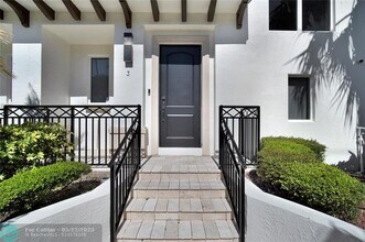 425 N Ocean Blvd in Boca Raton, FL - Building Photo - Building Photo