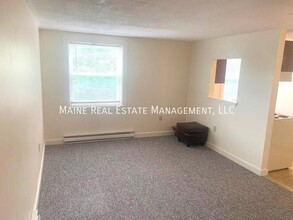 29 Chamberlain St in Brewer, ME - Building Photo - Building Photo