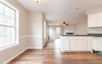 1045 Alexwood Dr in Hope Mills, NC - Building Photo - Building Photo