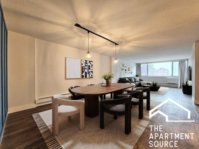 1344 N Dearborn St in Chicago, IL - Building Photo - Building Photo