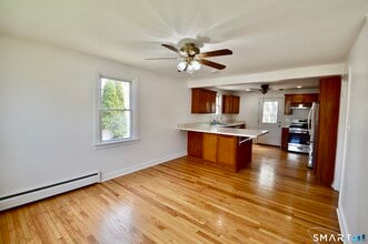314 Knowlton St in Stratford, CT - Building Photo - Building Photo