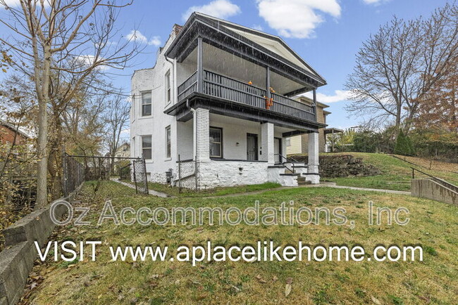 3523 St John Ave in Kansas City, MO - Building Photo - Building Photo