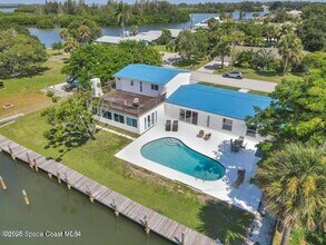 492 Dempsey Dr in Cocoa Beach, FL - Building Photo - Building Photo