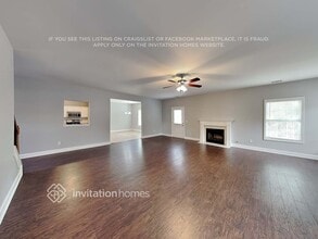 4880 Panola Ct in Douglasville, GA - Foto de edificio - Building Photo