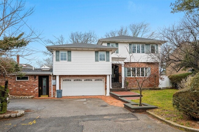 property at 600 Oceanpoint Ave