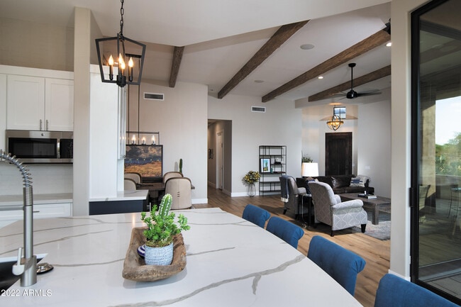 9270 E Thompson Peak Pkwy in Scottsdale, AZ - Building Photo - Building Photo