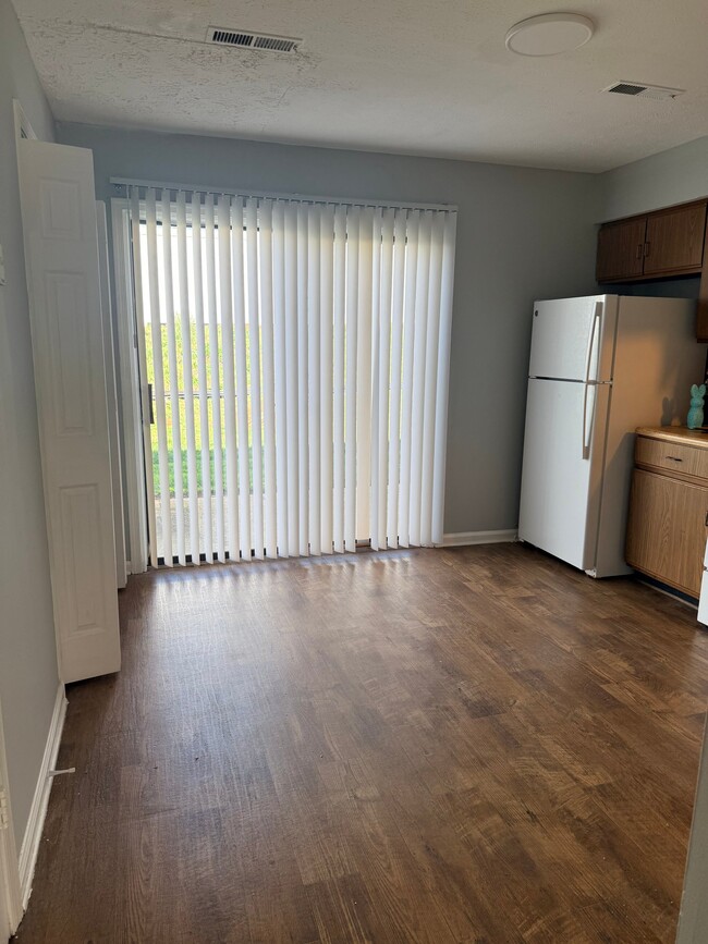 property at 9 Fonda Dr