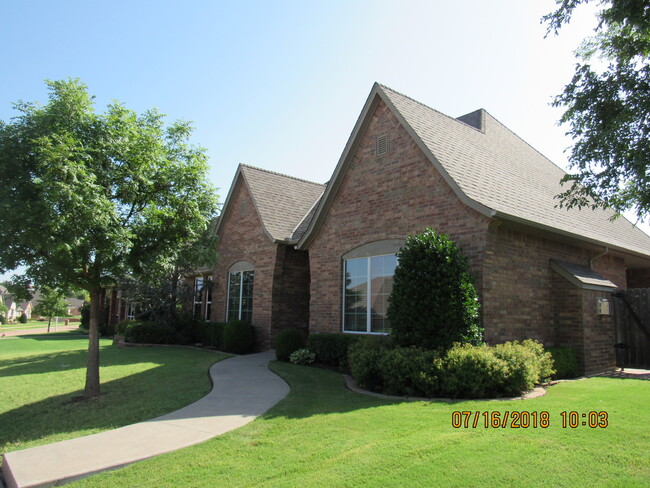 1605 NW 36th St in Lawton, OK - Building Photo - Building Photo