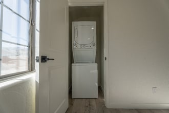 73345 Royal Palm Dr in Palm Desert, CA - Building Photo - Building Photo