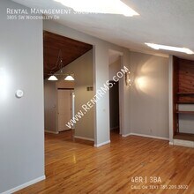 3805 SW Wood Valley Dr in Topeka, KS - Building Photo - Building Photo