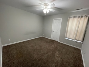 117B Cap America Dr, Unit B in Fredericktown, MO - Foto de edificio - Building Photo