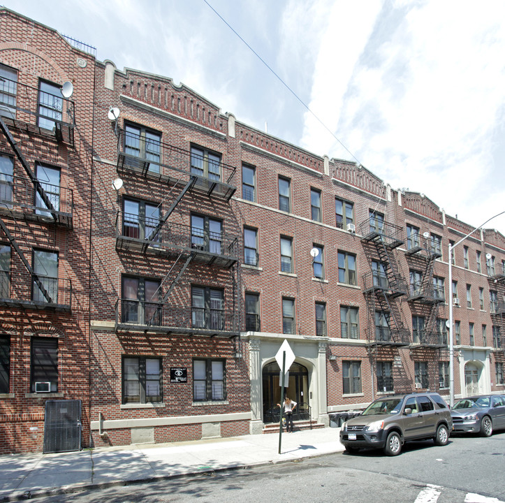 1563 Sterling Pl in Brooklyn, NY - Foto de edificio