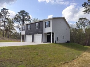 1059 McKay Dr in Spring Lake, NC - Building Photo - Building Photo