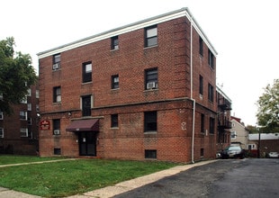 30 Summit St in East Orange, NJ - Building Photo - Building Photo