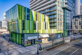 Library District Condo in Toronto, ON - Building Photo - Building Photo