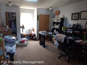 1945 Arapahoe Ave in Boulder, CO - Building Photo - Building Photo