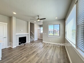 5575 SE 80th Ave in Hillsboro, OR - Building Photo - Building Photo