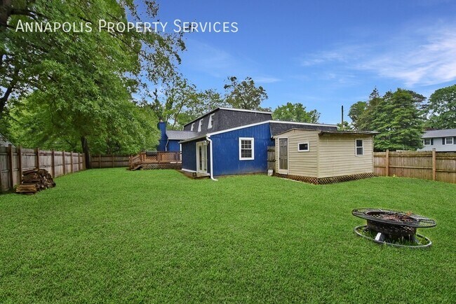 813 Oak Grove Cir in Severna Park, MD - Building Photo - Building Photo