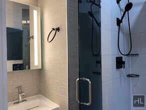 E 18TH ST. in New York, NY - Building Photo - Building Photo