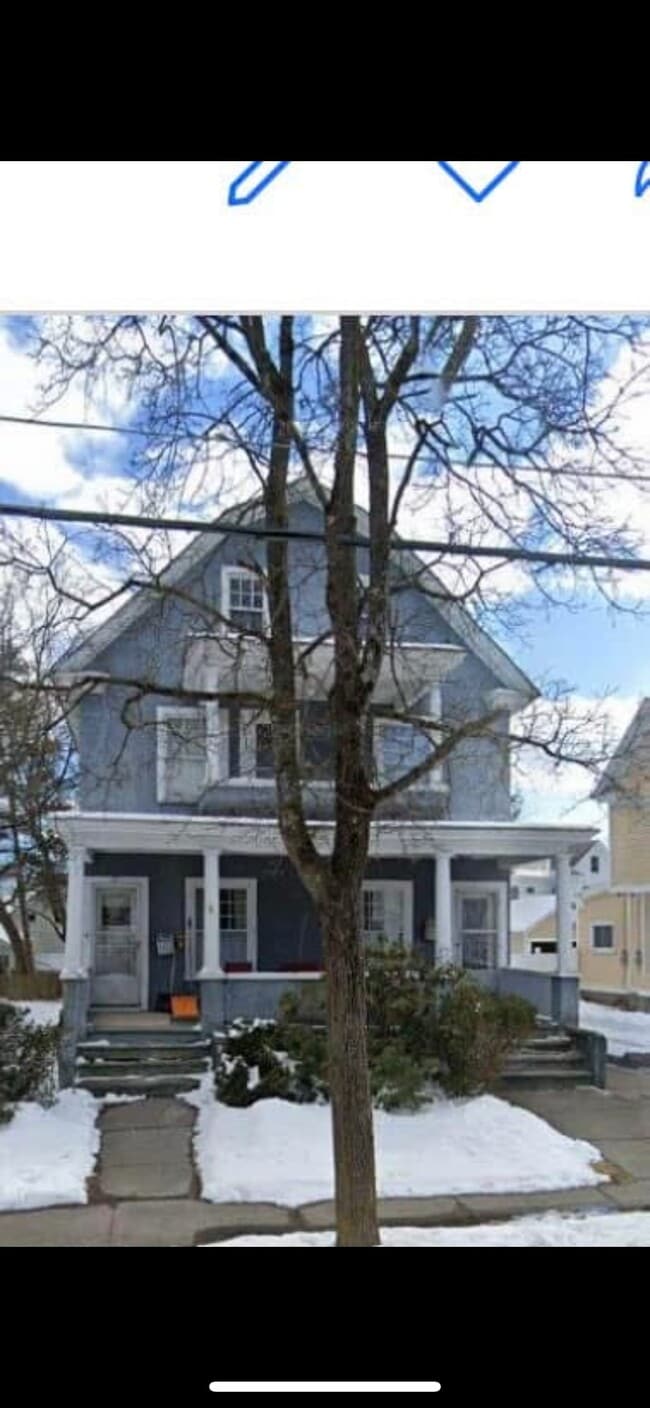 20 Lincoln Ave, Unit First Floor