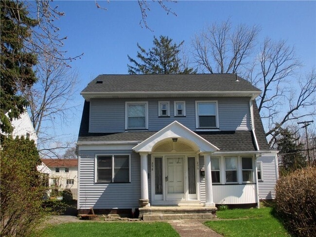 property at 296 Glen Ellyn Way