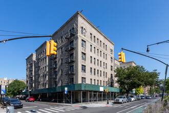 1555 Grand Concourse in Bronx, NY - Building Photo - Primary Photo