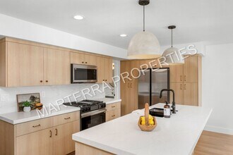 33891 Pequito Dr in Dana Point, CA - Building Photo - Building Photo