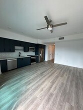 45 NW 31st St in Miami, FL - Building Photo - Building Photo