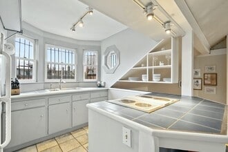 587 Tremont St in Boston, MA - Building Photo - Building Photo