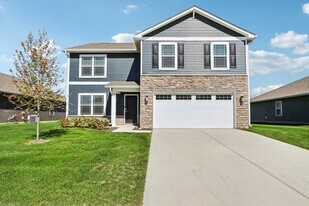 523 Marsh Aster Dr in Greenfield, IN - Building Photo