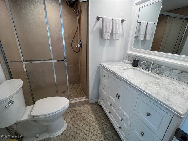 501 Forest Lakes Blvd in Naples, FL - Building Photo - Building Photo