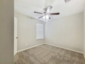 8122 Hush Hts Dr in Arcola, TX - Building Photo - Building Photo