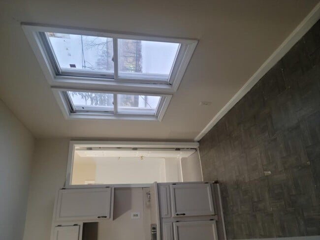 1087 E 64th St in Cleveland, OH - Building Photo - Building Photo