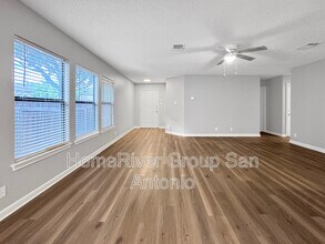 12523 Rio Paloma in San Antonio, TX - Building Photo - Building Photo
