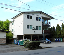 Bon Five in Seattle, WA - Foto de edificio - Building Photo