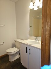 504 5th St in Coralville, IA - Building Photo - Building Photo