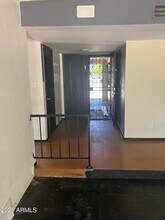 5553 W Hartford Ave in Glendale, AZ - Building Photo - Building Photo