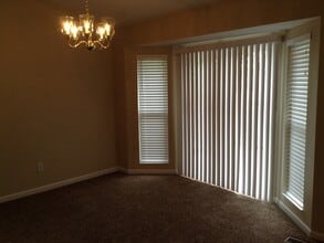 858 Ridgepoint Dr in Independence, KY - Building Photo - Building Photo